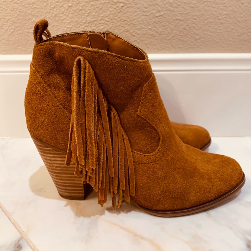 Steve Madden Ohio Suede Fringe Boots